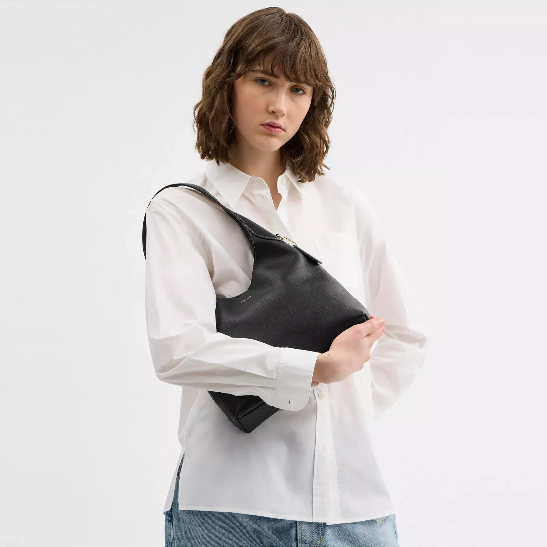 Brooklyn Shoulder Bag 28 Brooklyn Shoulder Bag 28