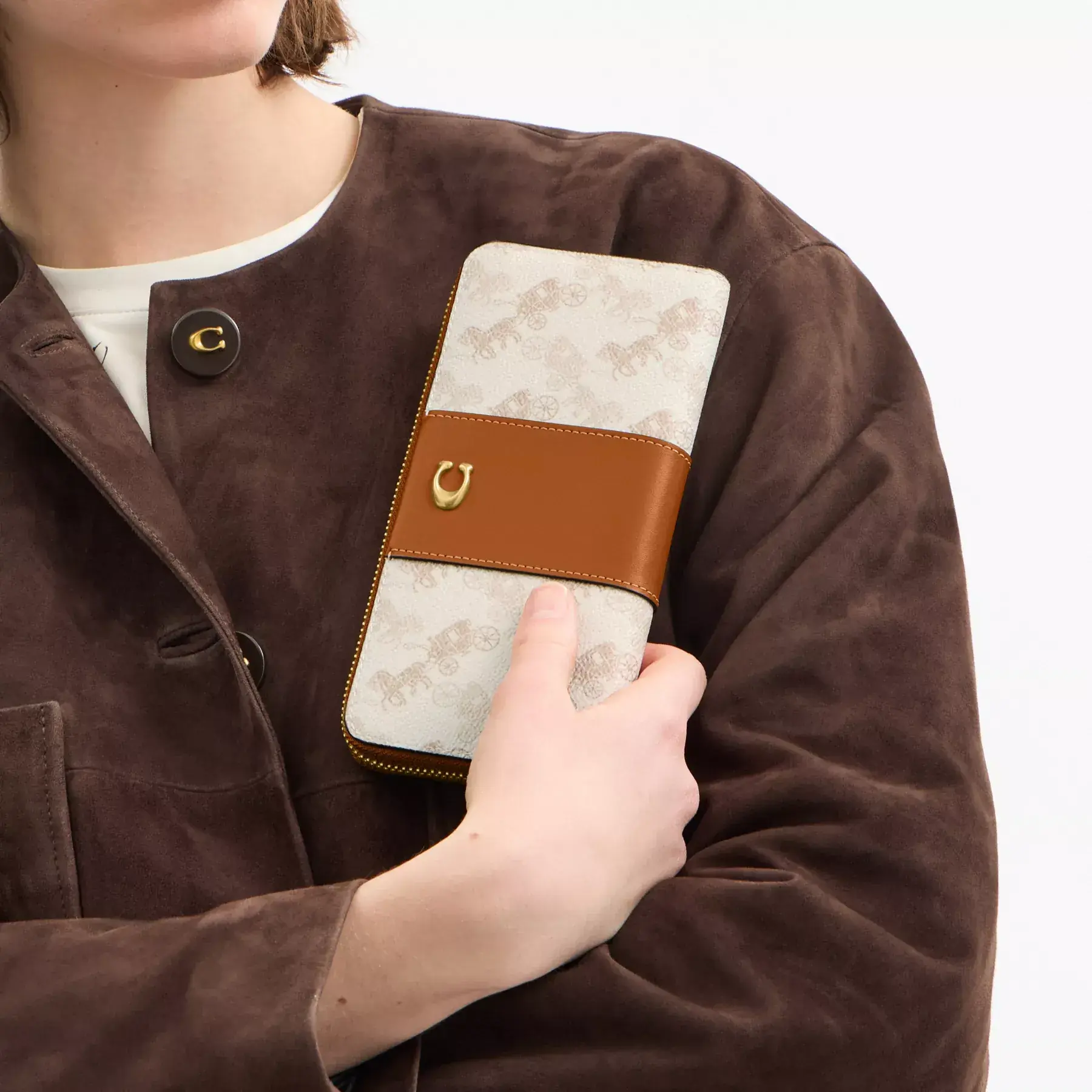 Essential Slim Accordion Zip Wallet With Horse And Carriage Print Essential Slim Accordion Zip Wallet With Horse And Carriage Print