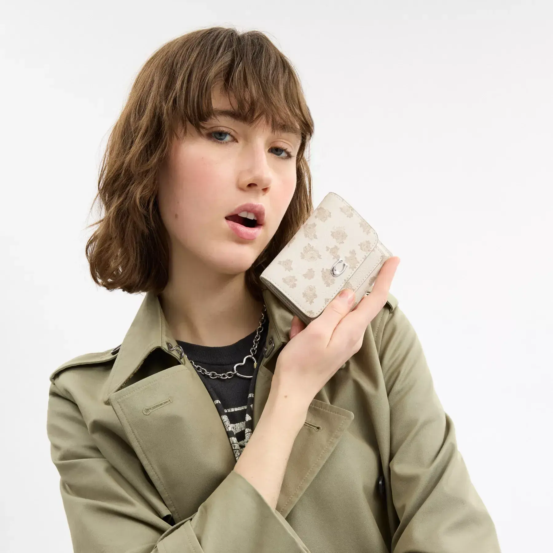 Mila Small Flap Wallet With Floral Print Mila Small Flap Wallet With Floral Print