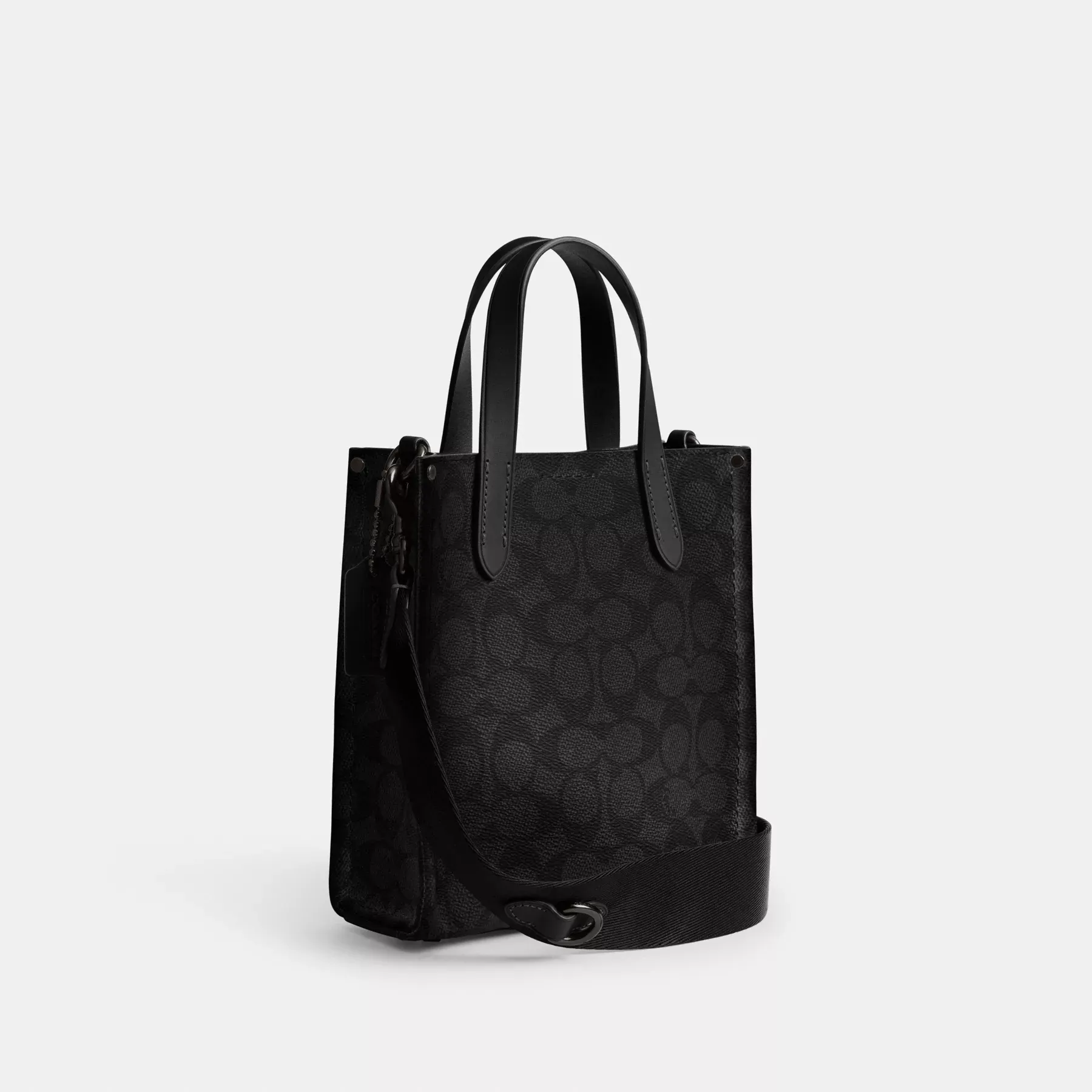 Relay Tote Bag 17 In Signature Canvas With Coach Graphic