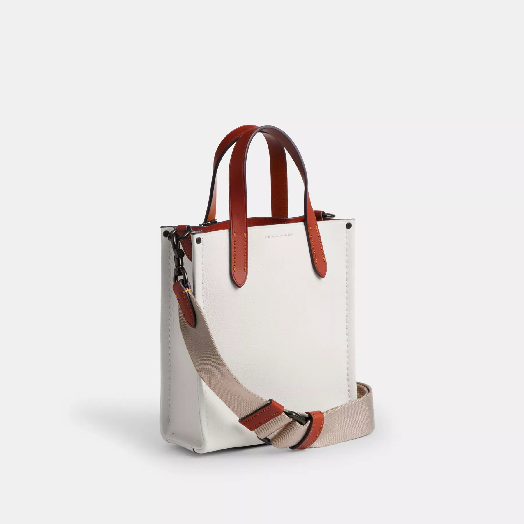 Relay Tote Bag 17 With Coach Graphic