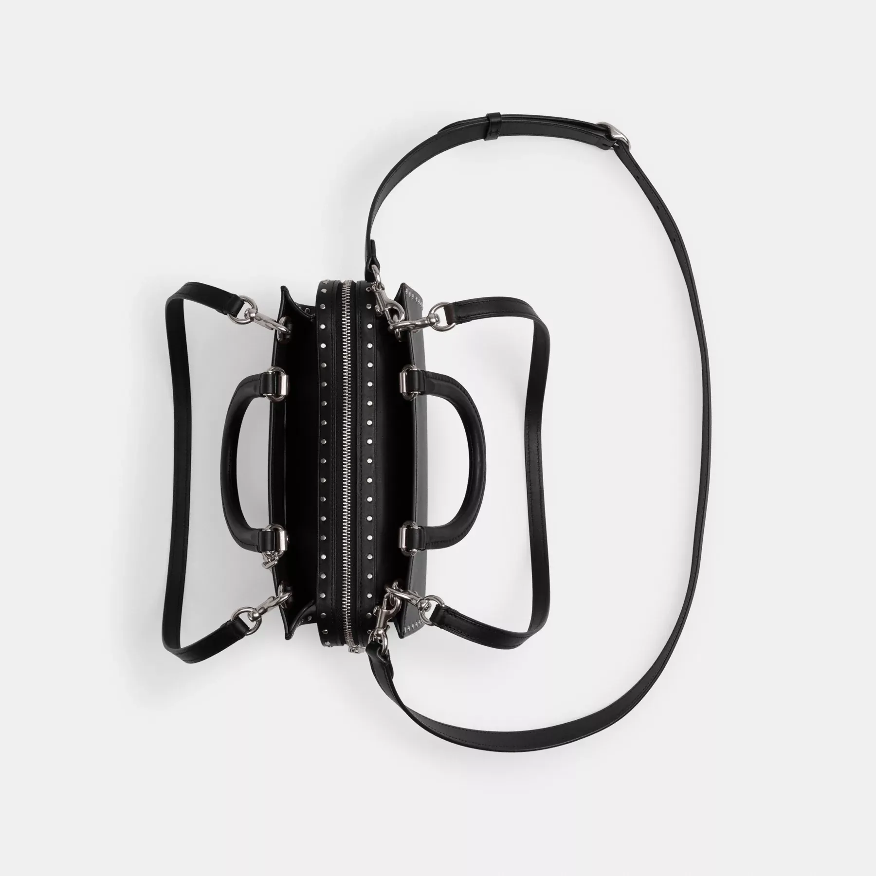 Rogue Bag 26 With Rivets